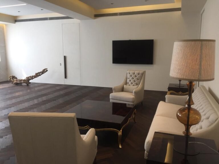 Elite Office Space at Andheri customizes their Office and Conference Space with Smart Security and Lighting Solutions