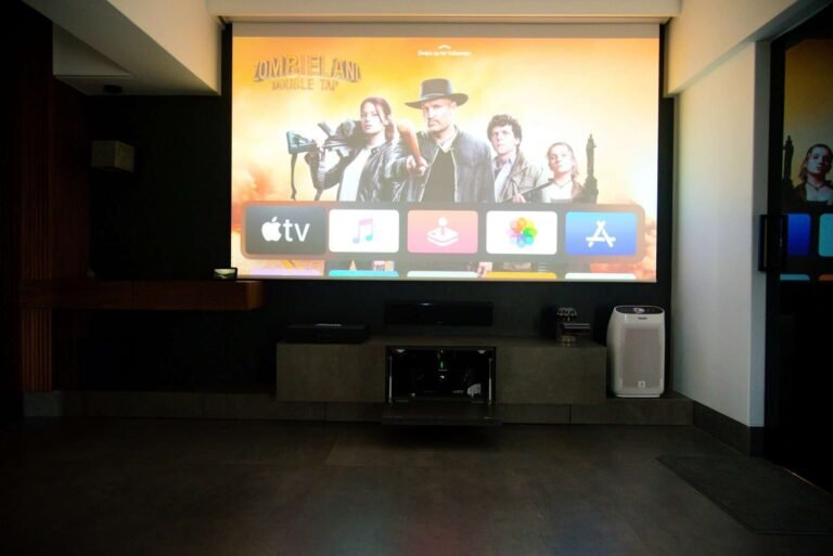 Prabhadevi Apartment Incorporates Reliability into the Smart Home. Adds Smart Lighting, Security, Window Shadings and a Complete Array of Audio/Video Control